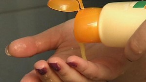 Подружиться с головой: как выбрать шампунь