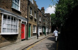 Уровень продаж в Лондоне относительно элитного жилья продолжает неизменно расти